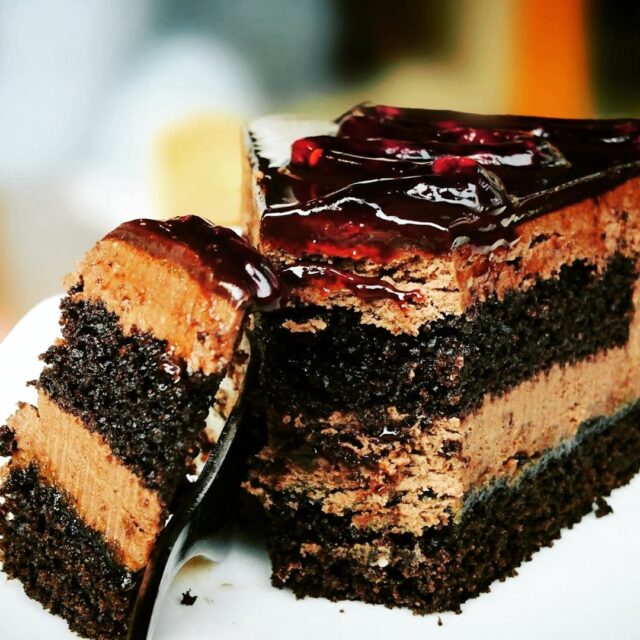@nigelrsbbusiness tagged

Photo by Abhinav Goswami: https://www.pexels.com/photo/sliced-cake-on-plate-291528/